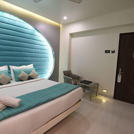 วิตส์ ศรณัม Hotel ธาเน ภายนอก รูปภาพ
