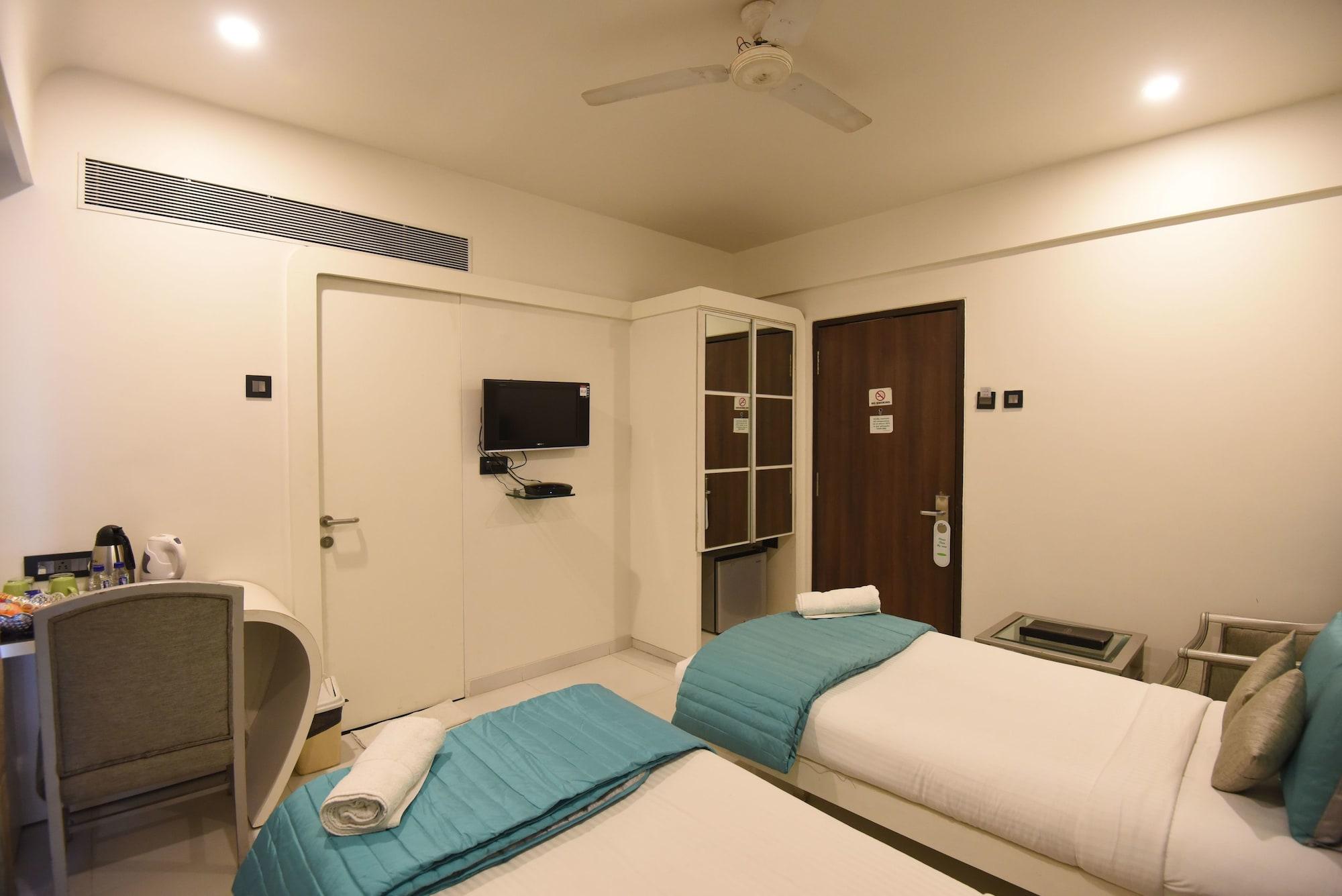 วิตส์ ศรณัม Hotel ธาเน ภายนอก รูปภาพ