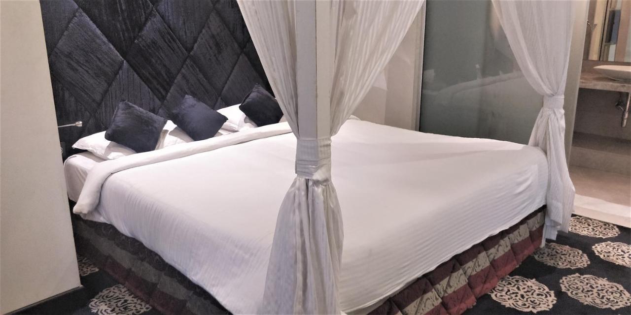 วิตส์ ศรณัม Hotel ธาเน ภายนอก รูปภาพ